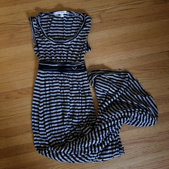 Max Studio xs maxi dress - Picture 5 of 6